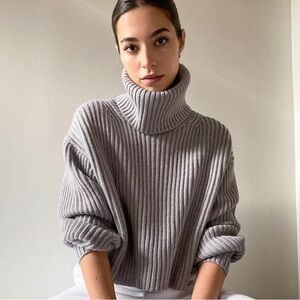 NWT Babaton Guell Turtleneck Sweater- Iced Lavender 🪻